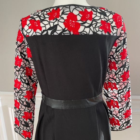 Vintage Sweetheart dress w Rose embroidered sleeves - Picture 7 of 12